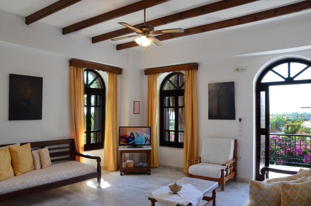 Villa Petra Kalamaki  Экстерьер фото